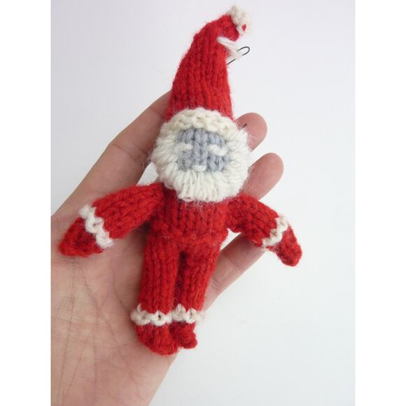 Vintage Knit Funny Santa Christmas Tree Ornament - Picture 4 of 4